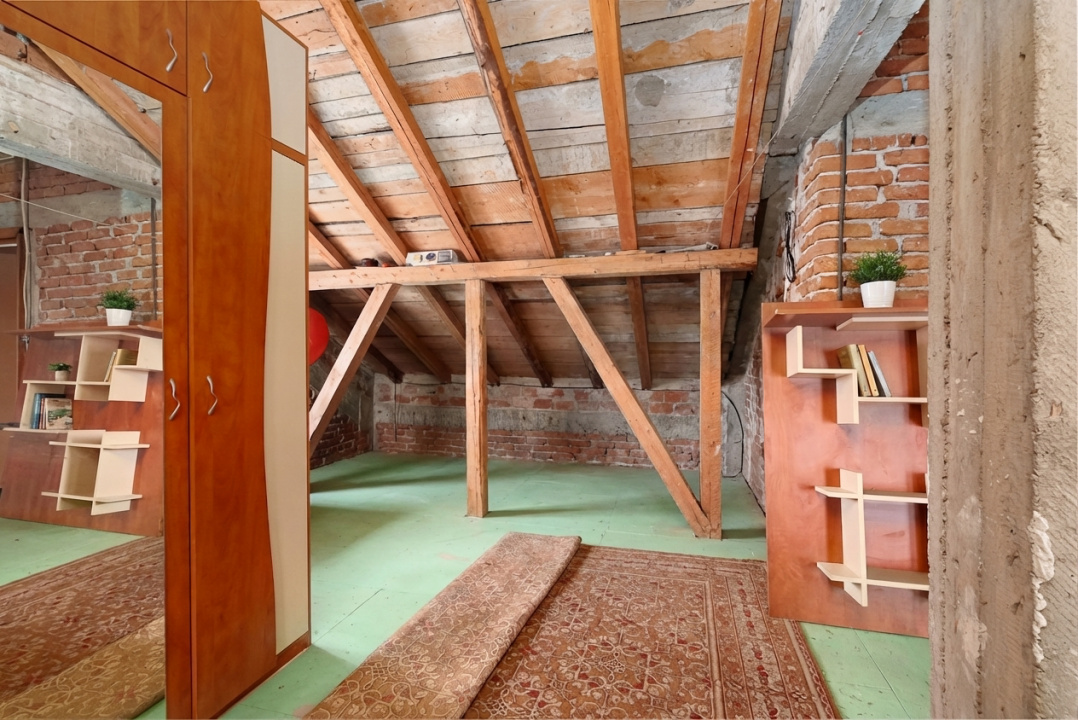 Casa spațioasă cu vedere la Lacul Grivița | 5 dormitoare | teren 793 mp