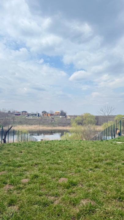 Ideal Teren intravilan Buftea – deschidere directă la lac | 883 mp | Utilități |