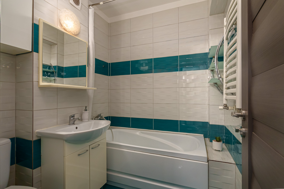 Garsonieră decomandată 36 mp | Parcare subterană | Bloc 2017 | Mobilată | Lift