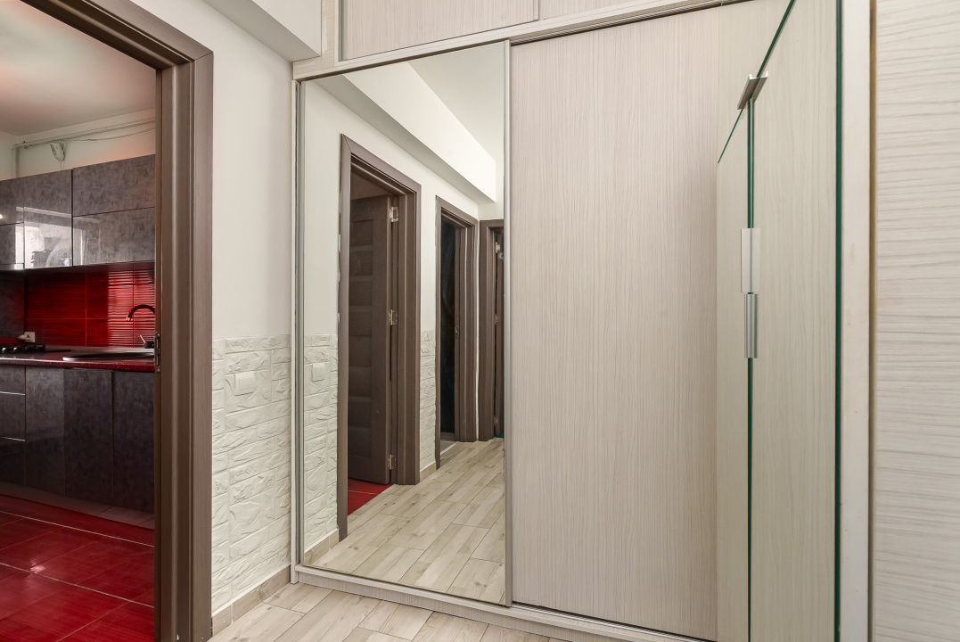 Garsonieră decomandată 36 mp | Parcare subterană | Bloc 2017 | Mobilată | Lift