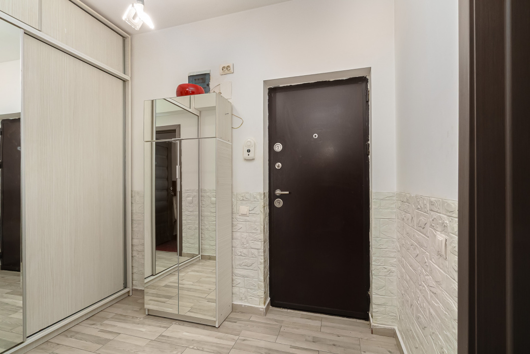 Garsonieră decomandată 36 mp | Parcare subterană | Bloc 2017 | Mobilată | Lift