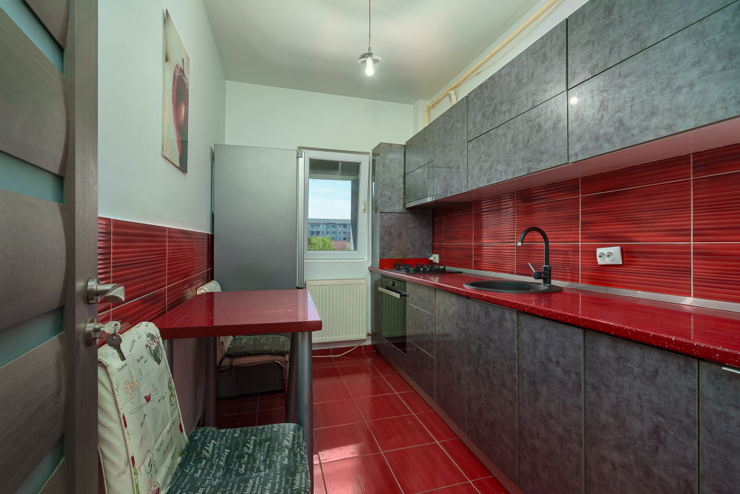 Garsonieră decomandată 36 mp | Parcare subterană | Bloc 2017 | Mobilată | Lift