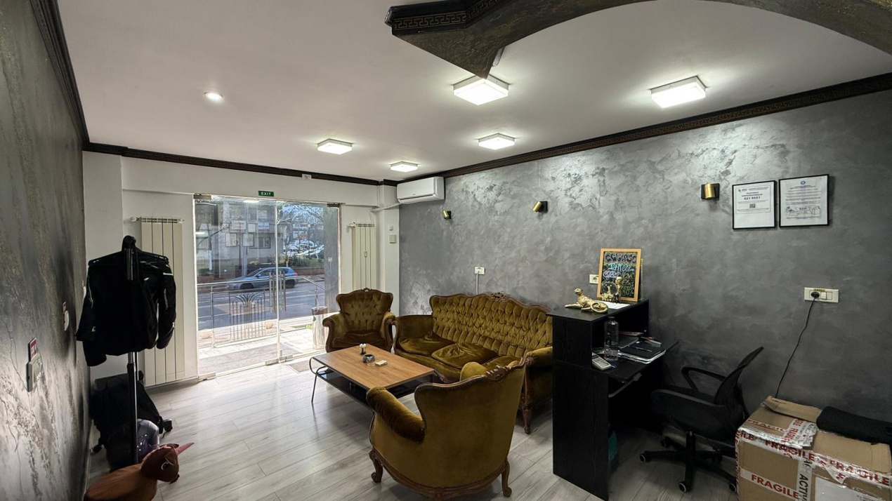 Spațiu comercial , Șoseaua Sălaj, locație cu vad, fost salon Tattoo !