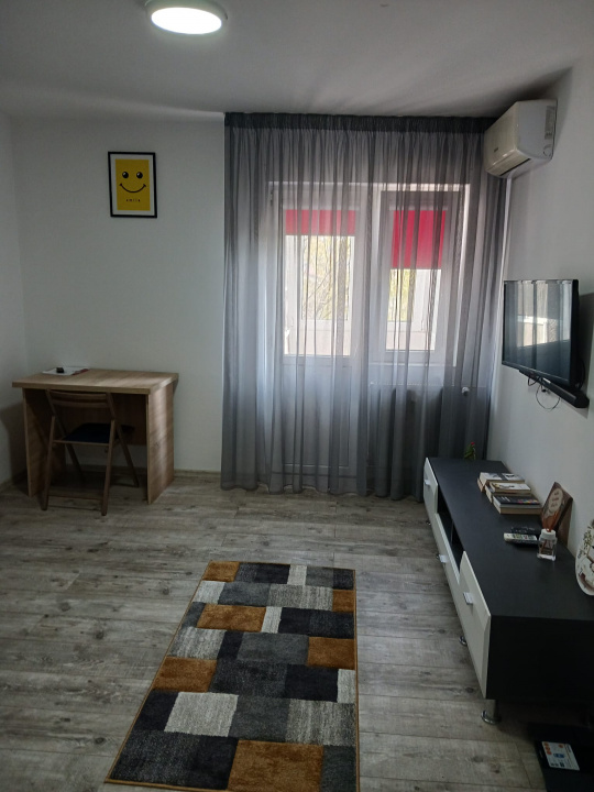 Apartament 2 camere de închiriat – Piața Sudului / Olteniței- 400 Euro
