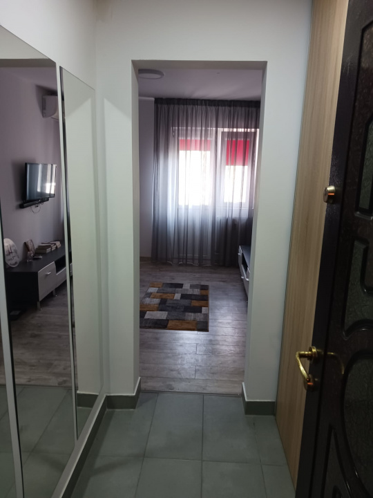 Apartament 2 camere de închiriat – Piața Sudului / Olteniței- 400 Euro