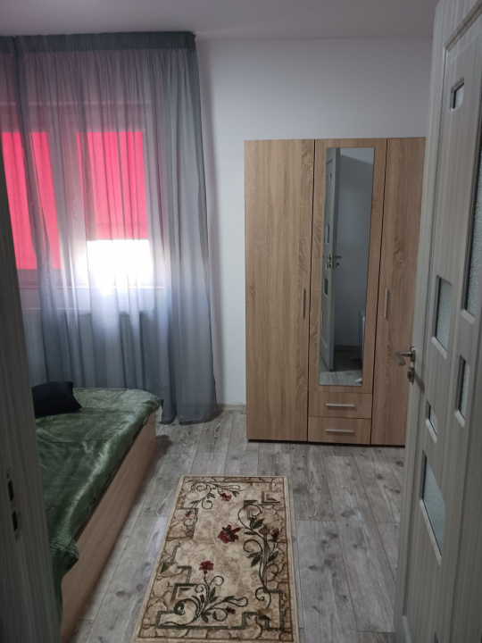 Apartament 2 camere de închiriat – Piața Sudului / Olteniței- 400 Euro