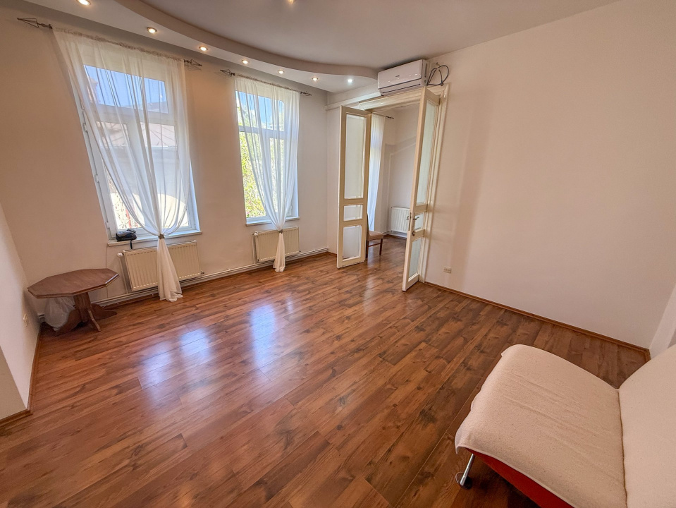 Vânzare Apartament în vila-Armeneasca