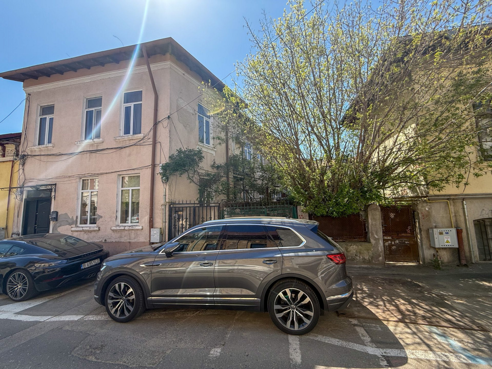 Vânzare Apartament în vila-Armeneasca