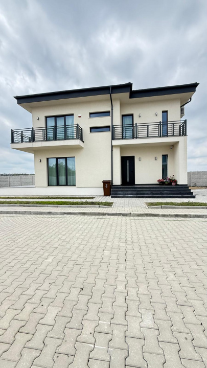 Vilă premium de vânzare – Corbeanca, Tămăși, Strada Crinului