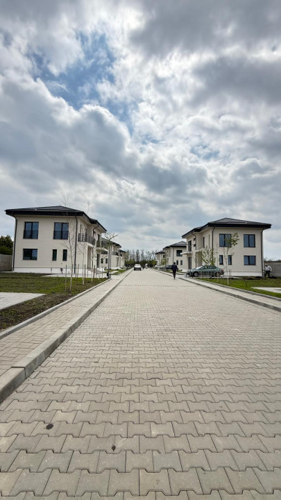 Vilă premium de vânzare – Corbeanca, Tămăși, Strada Crinului