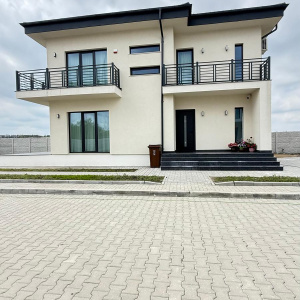 Vilă premium de vânzare – Corbeanca, Tămăși, Strada Crinului