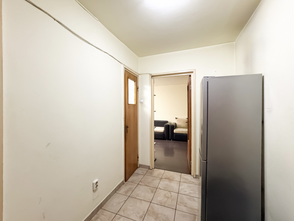 Soseaua Giurgiului- Drumul Gazarului. Garsoniera decomandata.