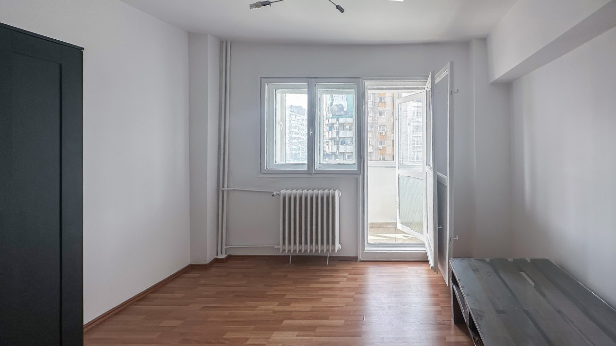 Apartament 3 camere, 2 balcoane, bloc reabilitat – B-dul Moșilor intersecție Emi