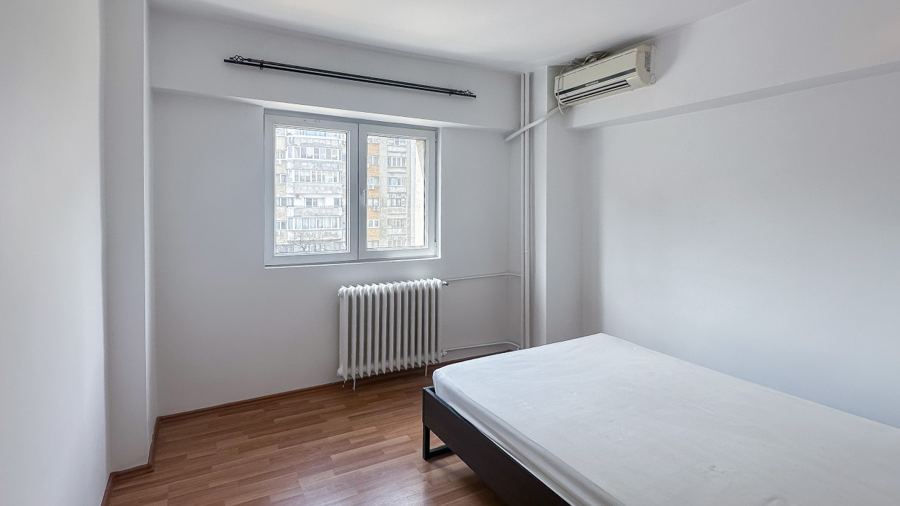 Apartament 3 camere, 2 balcoane, bloc reabilitat – B-dul Moșilor intersecție Emi