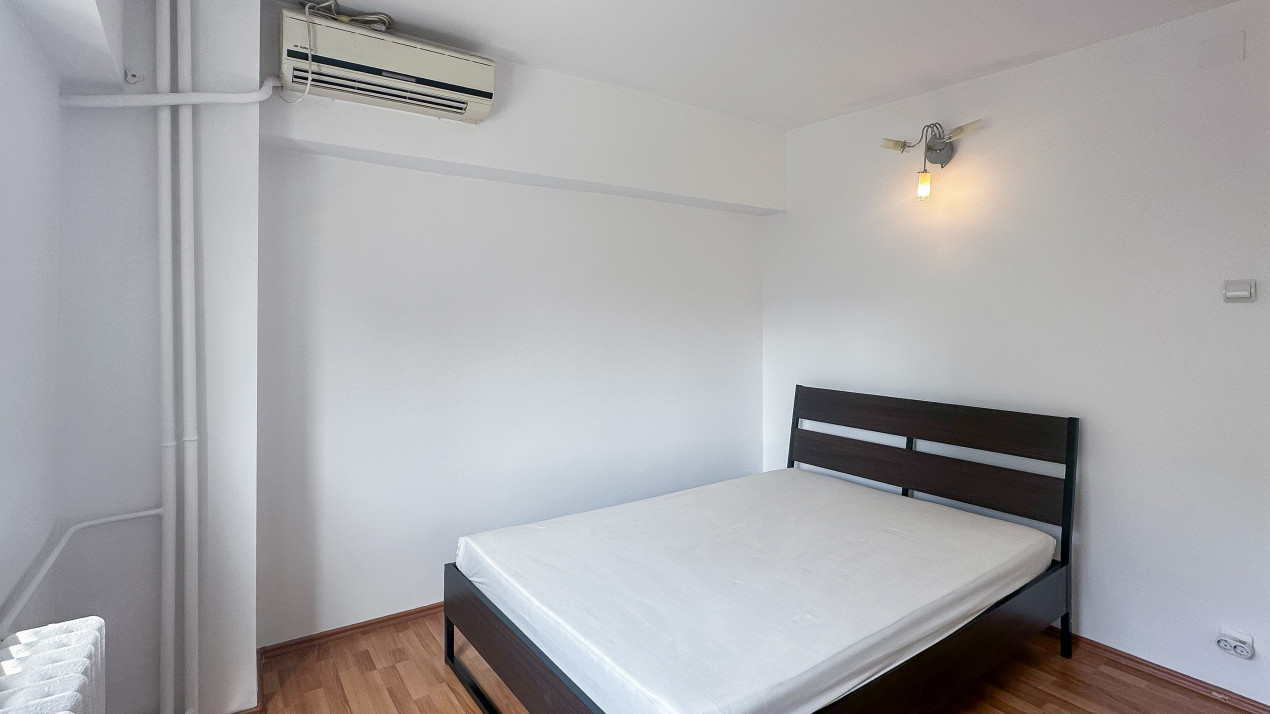 Apartament 3 camere, 2 balcoane, bloc reabilitat – B-dul Moșilor intersecție Emi