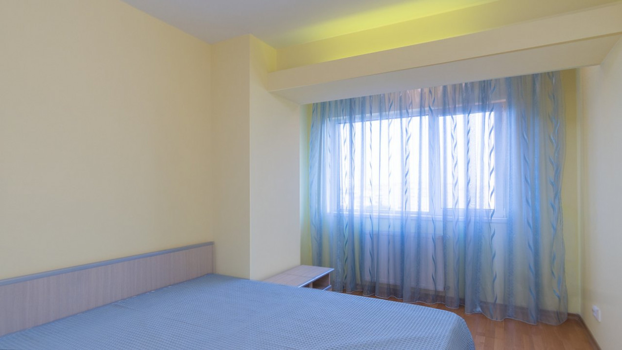 2 Camere Piata Alba Iulia  - bloc 2008