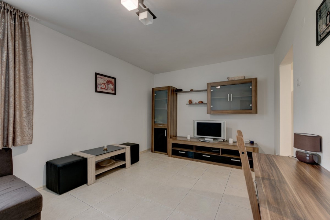 Garsoniera Renovata recent Bucur Obor Metrou 