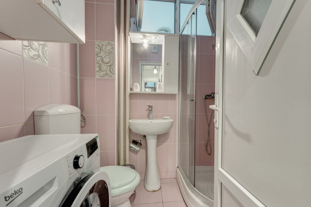 Garsoniera Renovata recent Bucur Obor Metrou 