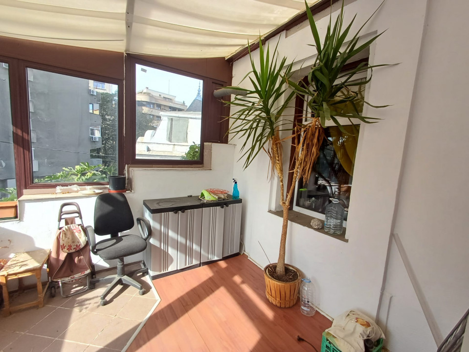 Apartament superb 3 camere in vila Piata Victoriei Piata Romana