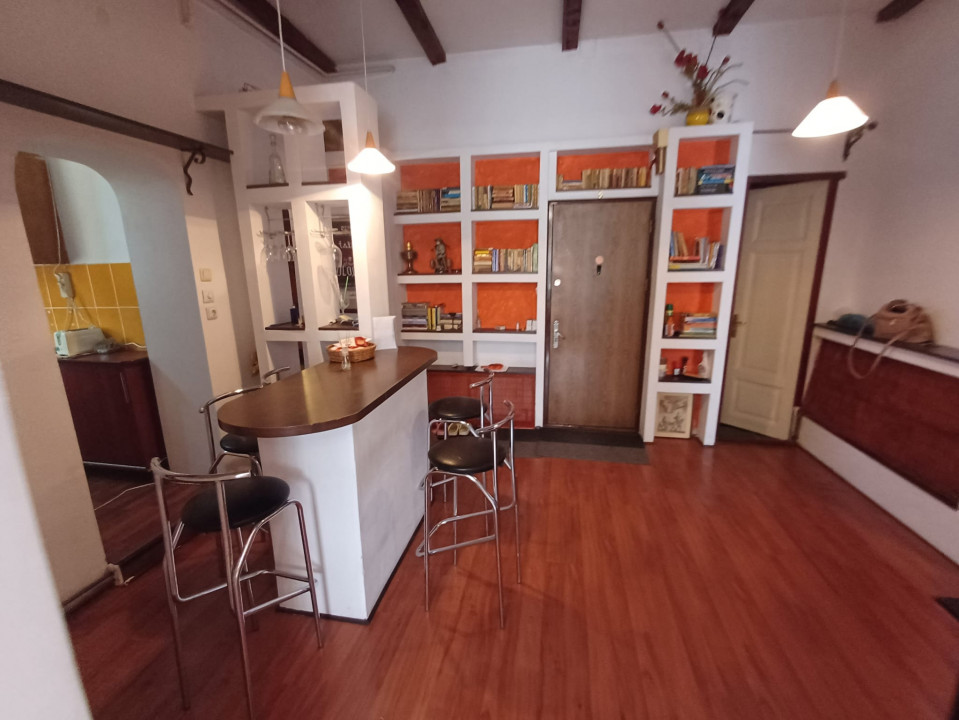 Apartament superb 3 camere in vila Piata Victoriei Piata Romana