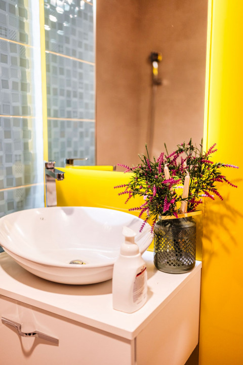 4 CAMERE BLOC NOU SECTOR 1 BANEASA SUPERB MOBILAT UTILAT 2 PARCARI SUBTERANE 