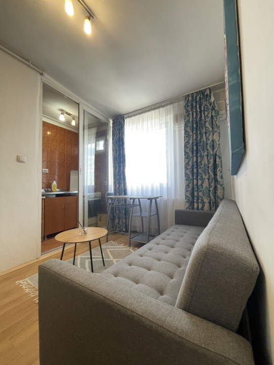 EROII REVOLUTIEI - Apartament 2 camere pentru Studenti sau Investitori