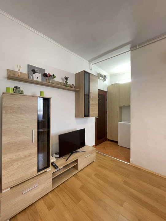 EROII REVOLUTIEI - Apartament 2 camere pentru Studenti sau Investitori