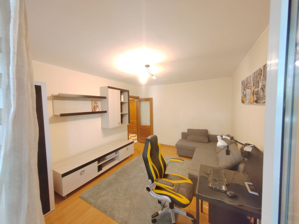 Apartament Viilor Eroii Revolutiei la pret de garsoniera