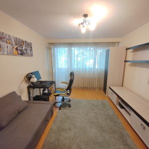 Apartament Viilor Eroii Revolutiei la pret de garsoniera
