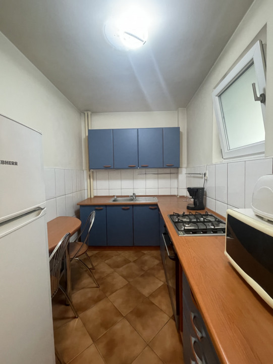 BASARAB - Titulescu | 2 camere etaj intermediar Gata de mutare