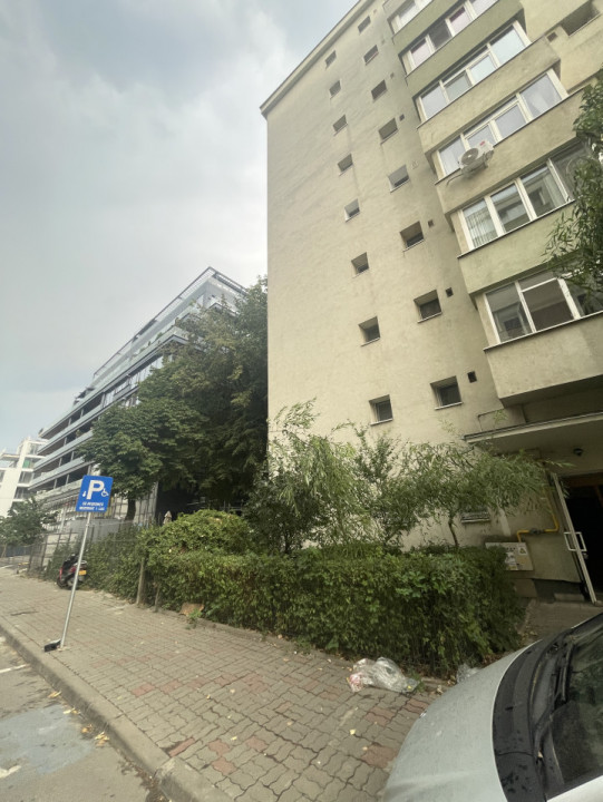 BASARAB - Titulescu | 2 camere etaj intermediar Gata de mutare