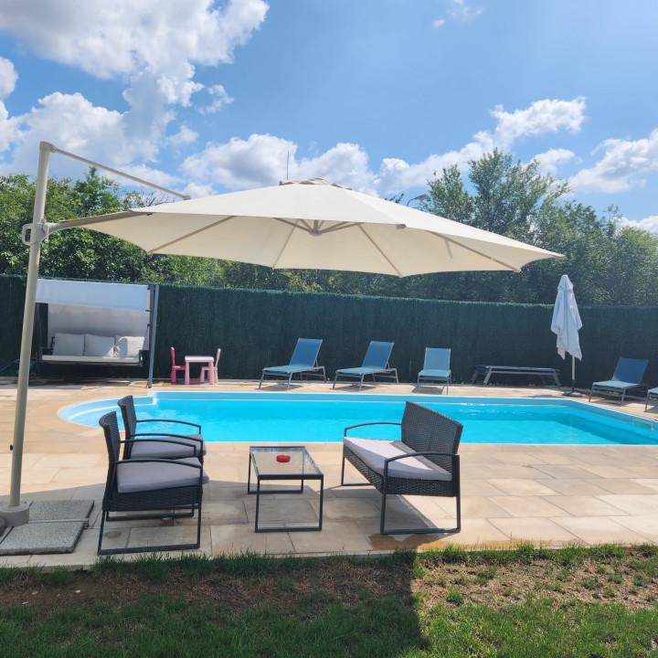 Vila individuala cu piscina Saftica 