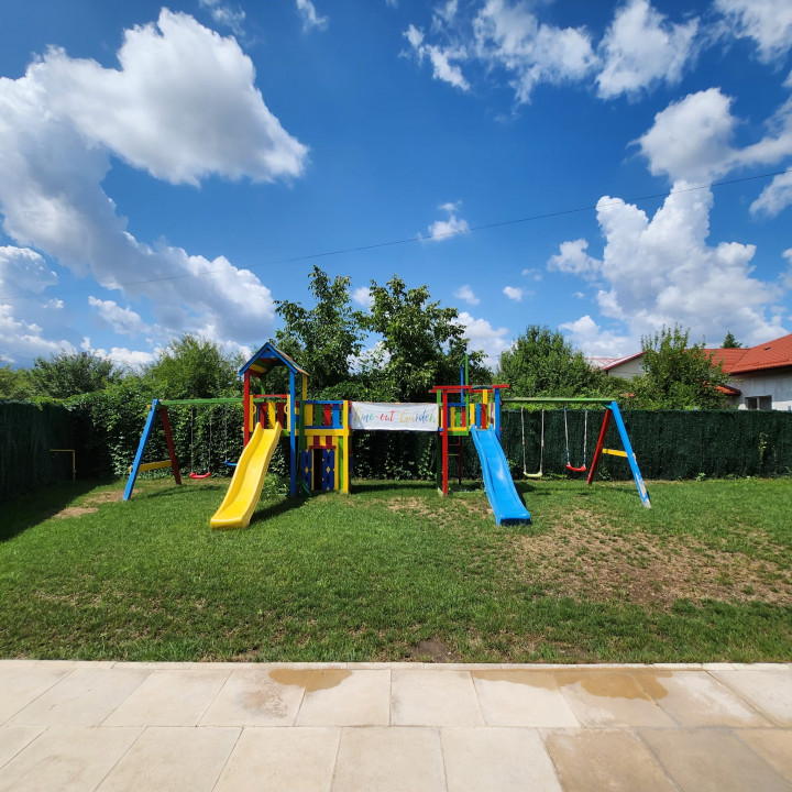 Vila individuala cu piscina Saftica 