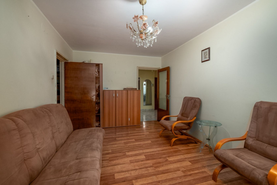 Apartament 4 Camere Mihai Bravu Dristor Kaufland str. Racari