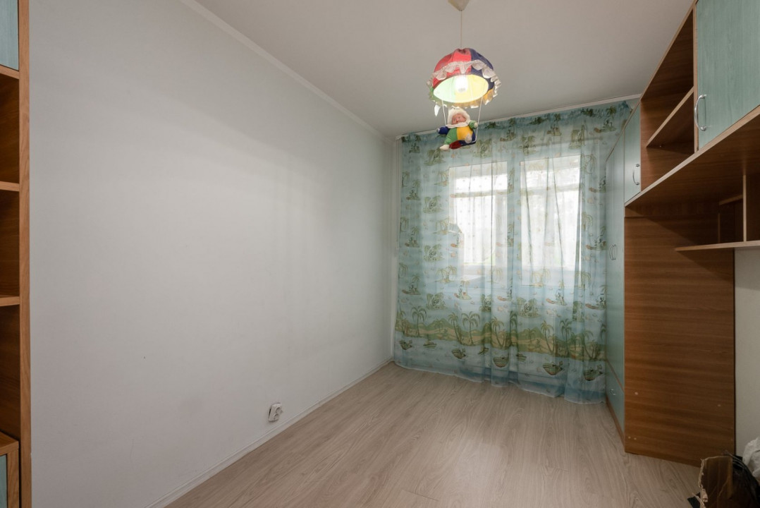 Apartament 4 Camere Mihai Bravu Dristor Kaufland str. Racari