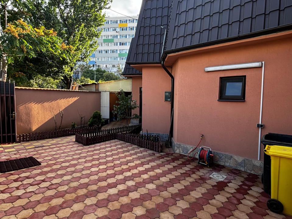 Casa singur curte Toporasi Cladova