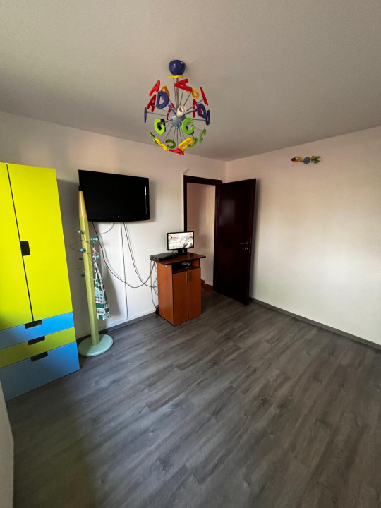 Casa singur curte Toporasi Cladova