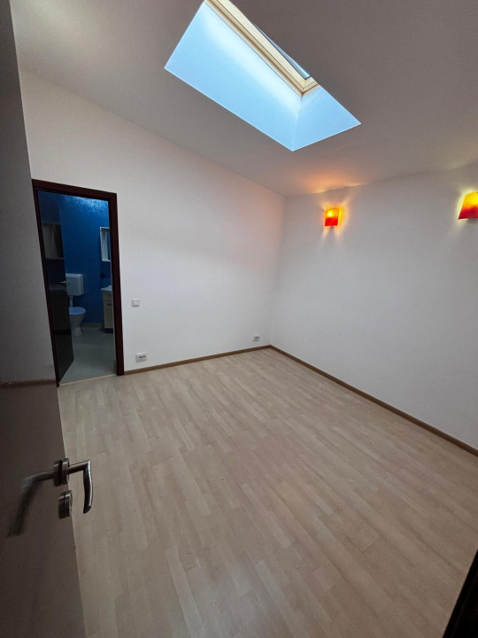 Casa singur curte Toporasi Cladova