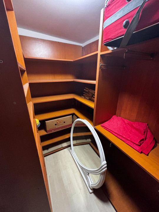 Casa singur curte Toporasi Cladova