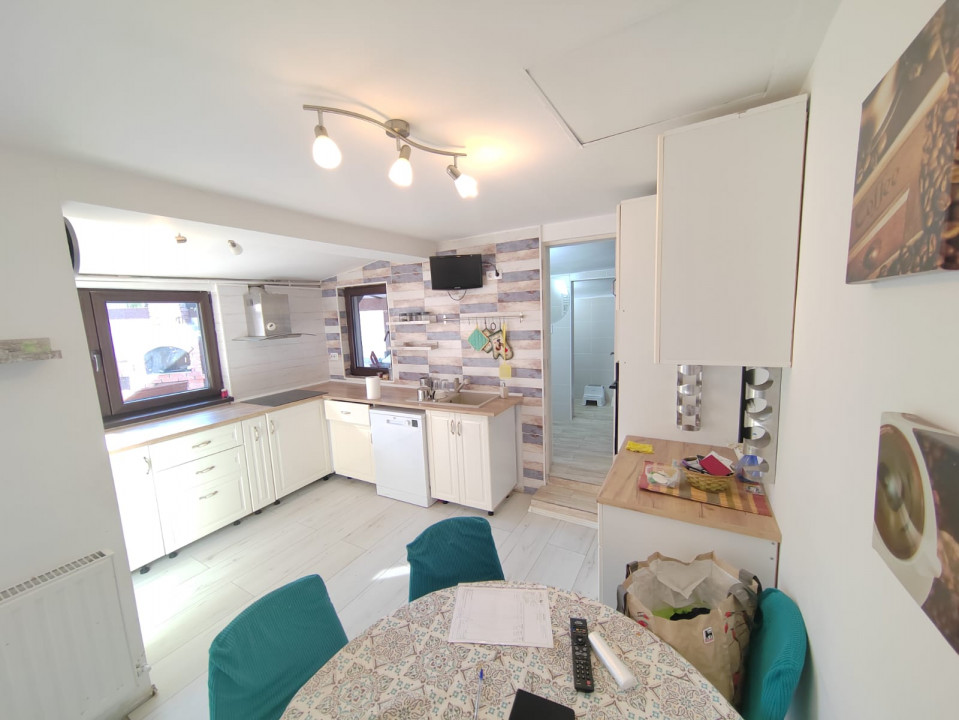 Casa 3 camere Parter Dna Ghica Baicului la pret de apartament