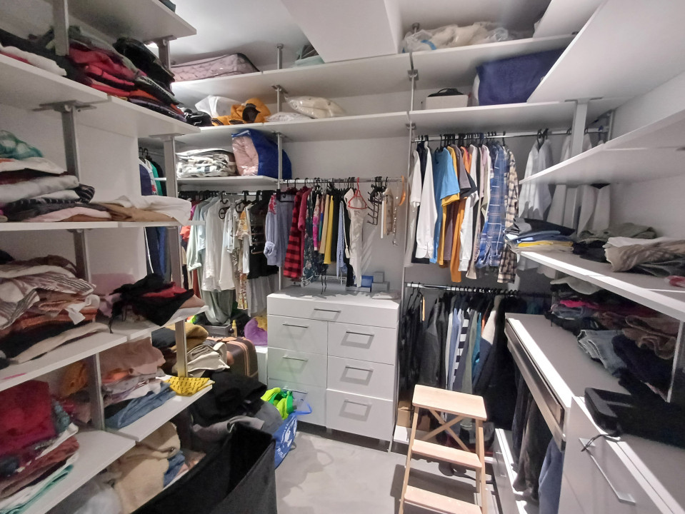 Vila superba P+1 cu teren liber 340 mp Fundeni