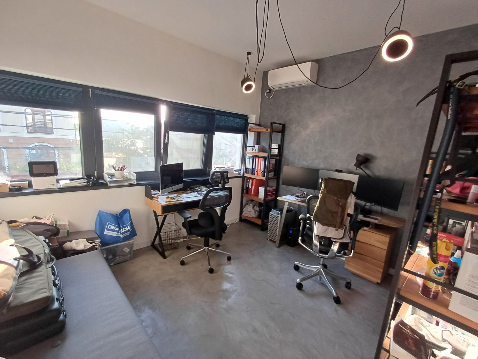 Vila superba P+1 cu teren liber 340 mp Fundeni