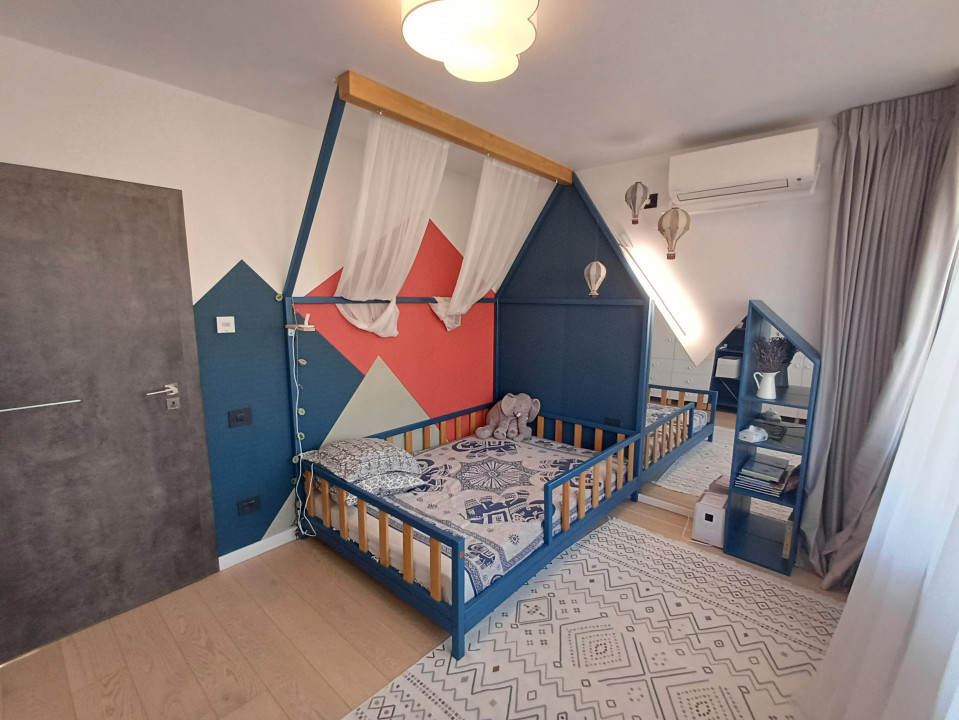 Vila superba P+1 cu teren liber 340 mp Fundeni