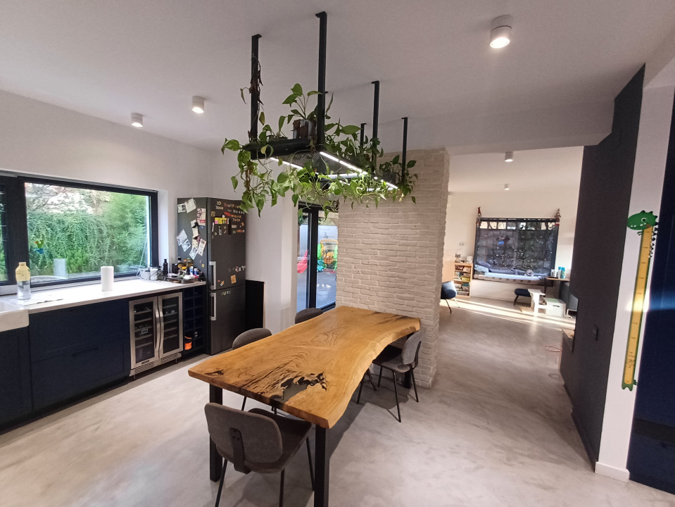 Vila superba P+1 cu teren liber 340 mp Fundeni