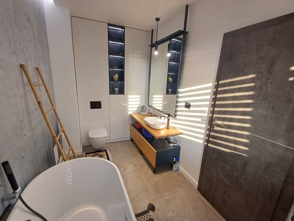 Vila superba P+1 cu teren liber 340 mp Fundeni