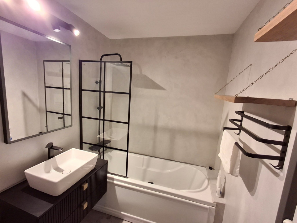 Apartament de inchiriat  2 camere Zona Decebal , Piata Muncii.