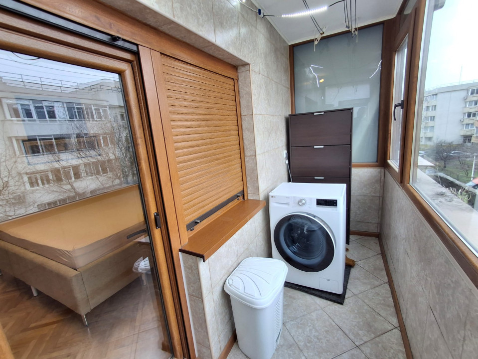 Apartament de inchiriat  2 camere Zona Decebal , Piata Muncii.