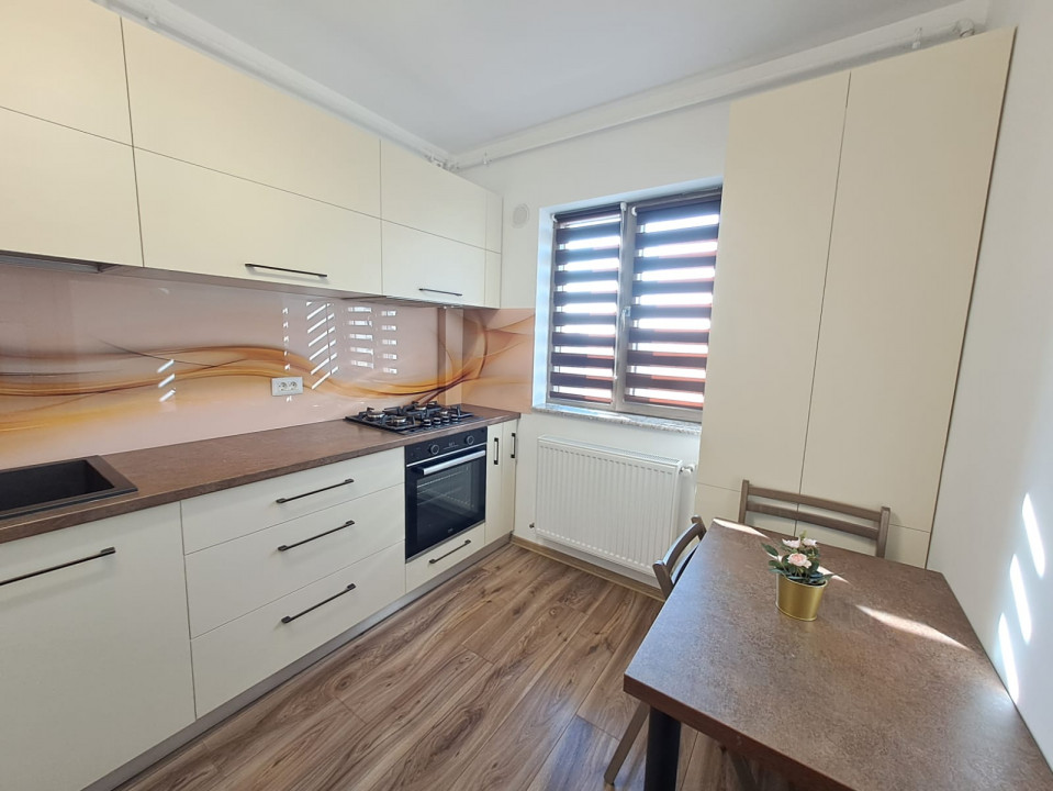 Garsoniera moderna Drumul Taberei Parc C-tin Brancusi