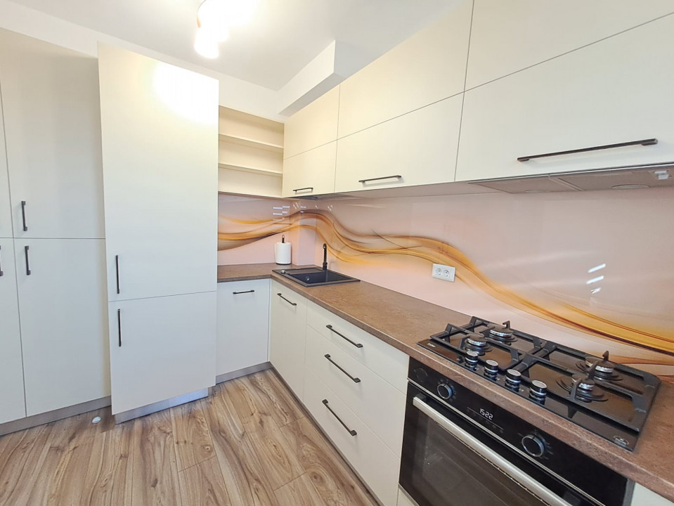 Garsoniera moderna Drumul Taberei Parc C-tin Brancusi