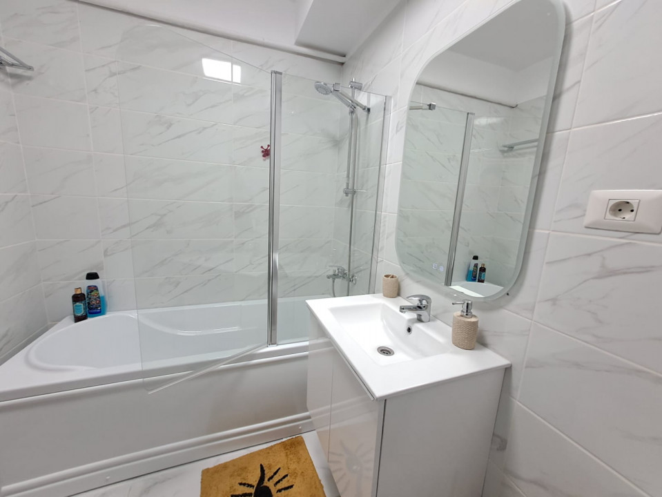 Garsoniera moderna Drumul Taberei Parc C-tin Brancusi